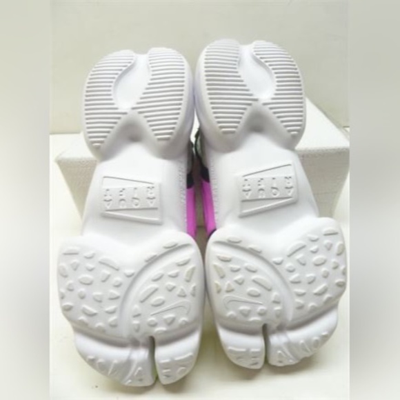 Nike Aqua Rift Sneakers; #CW 7164-700, Barely Volt, Fire Pink, Sz.7 - Picture 7 of 8